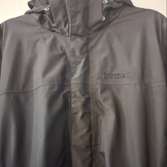 Marmot Light Weight Black Hooded Jacket - Picture 7 of 8